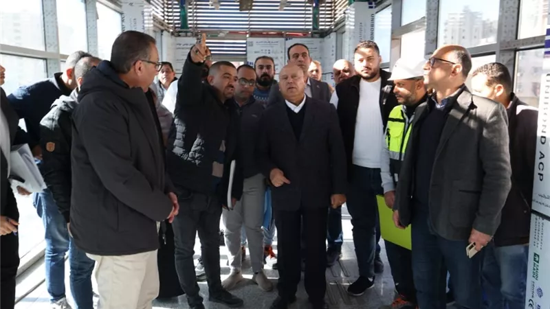 وزير النقل يتابع تنفيذ المرحلة الثانية من تطوير الطريق الدائري بطول 34 كم