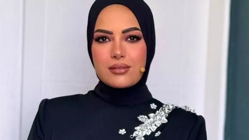 «القومي للمرأة» يهنئ الإعلامية آية عبد الرحمن بلقب «الأميز 2025»