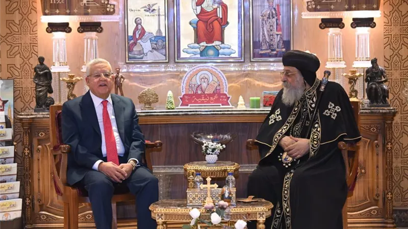 رئيس مجلس النواب يهنئ البابا تواضروس بعيد الميلاد ويؤكد وحدة النسيج الوطني