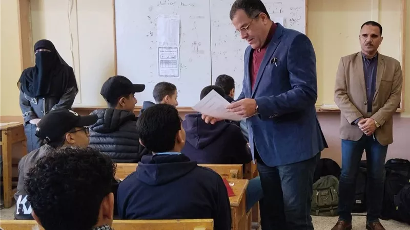 تفاصيل إحالة مدير مدرسة ومعلماً للتحقيق فى دمياط 