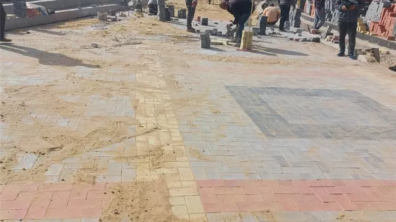 رئيس مدينة دمنهور يتابع أعمال تطوير ميدان المحطة
