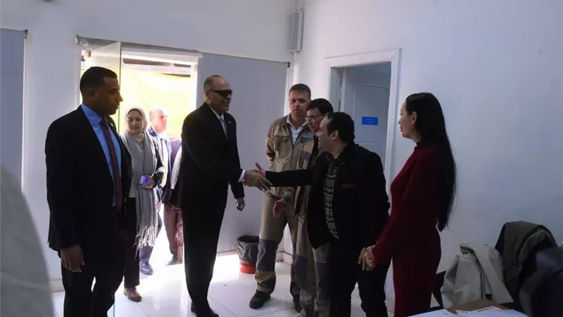 وزير العمل يشهد التقديم والتدريب على فرص عمل بمشروع الضبعة النووية