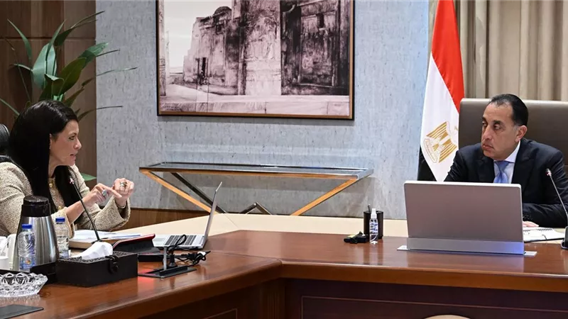 رئيس الوزراء يستعرض الإصدار الثاني من السردية الوطنية للتنمية الاقتصادية 