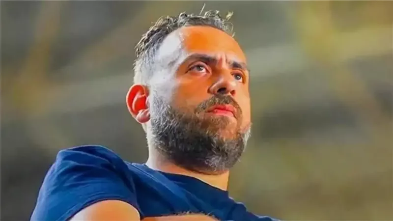 هجوم عنيف من طارق يحيى على «جون إدوارد» بسبب الطبيب الأجنبي