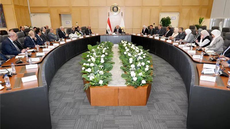 كامل الوزير: توطين الصناعات الواعدة وتعزيز التكامل في سلاسل الإمداد
