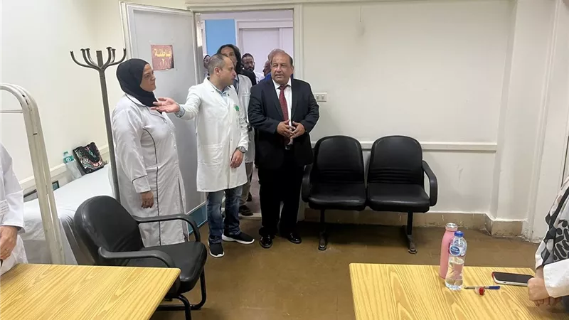 متابعة يومية لنائب رئيس جامعة القاهرة لامتحانات الكليات خارج الحرم الجامعي