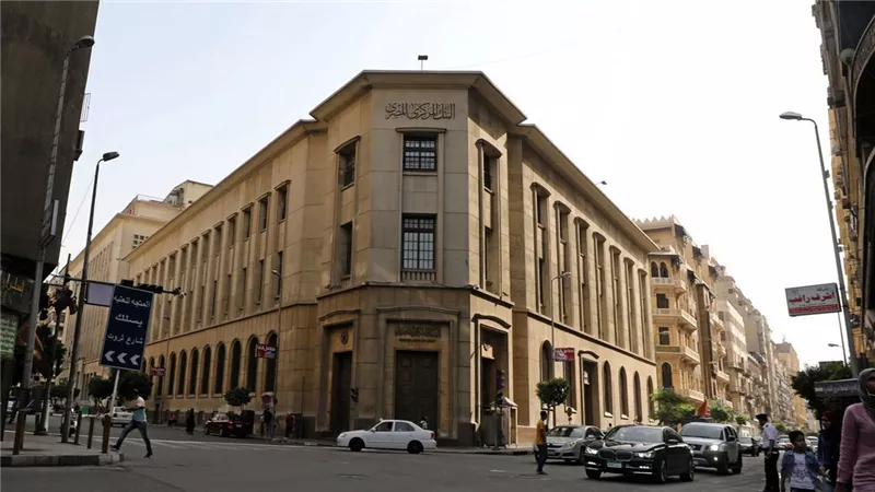 خبير: خفض الفائدة والاحتياطي معًا رسالة واضحة من المركزي لتعزيز النمو