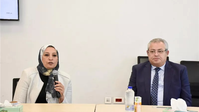 جامعة عين شمس تضع خارطة طريق لإطلاق منصة رقمية لمركز الفرانكفونية 