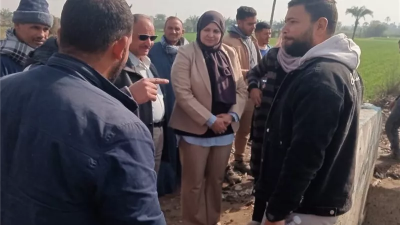 رئيس مدينة أبشواي تتابع مشروعات الخطة الاستثمارية وحوائط بحر سنرو