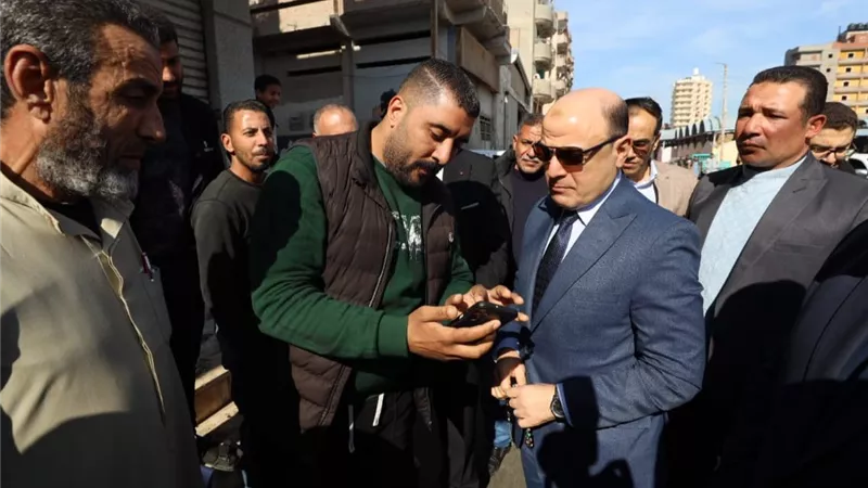 محافظ كفر الشيخ يتفقد أعمال الرصف والتطوير بسيدي سالم|صور