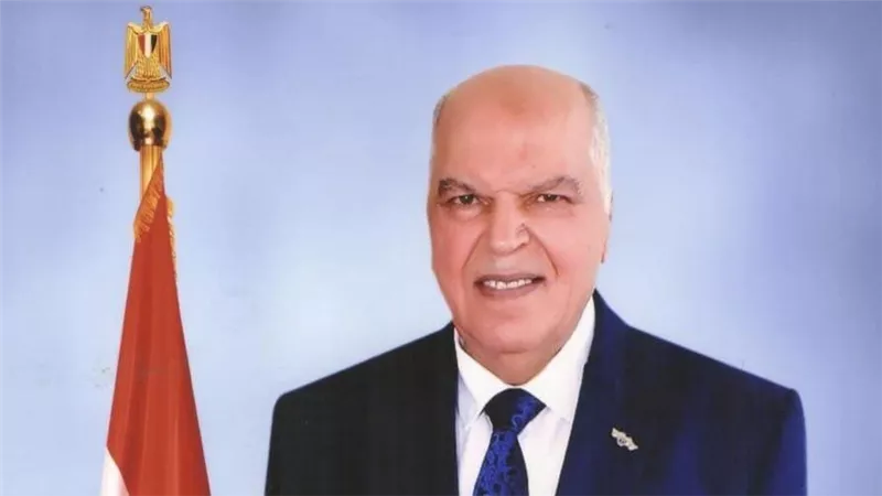 نقيب المعلمين يهنئ البابا تواضروس الثاني بعيد الميلاد المجيد
