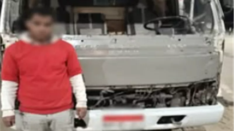 «لا يحمل رخصة».. القبض على سائق نقل حطم عددًا من السيارات على الدائري