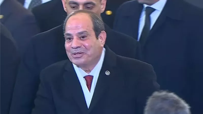 الرئيس: الشعب المصري واحد ولا تفرقة بين مسلم ومسيحي