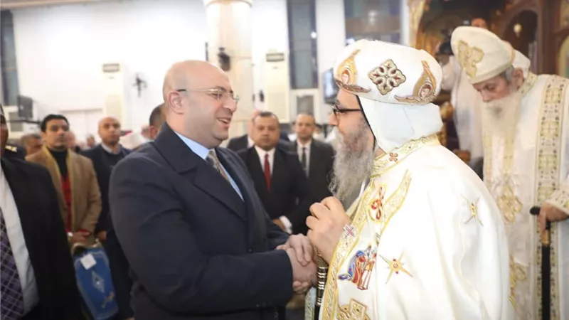 محافظ بني سويف يزور مطرانية ببا للتهنئة بعيد الميلاد|صور