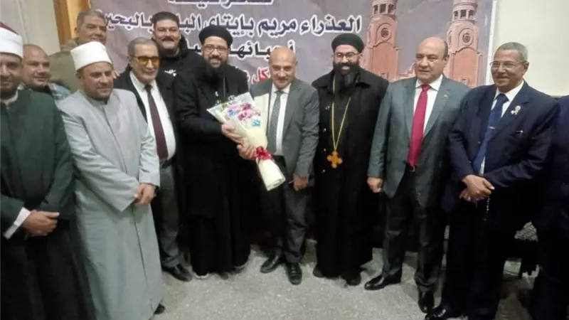 قيادات تنفيذية ودينية وبرلمانية تشارك الإخوة الأقباط إحتفالات عيدهم المجيد