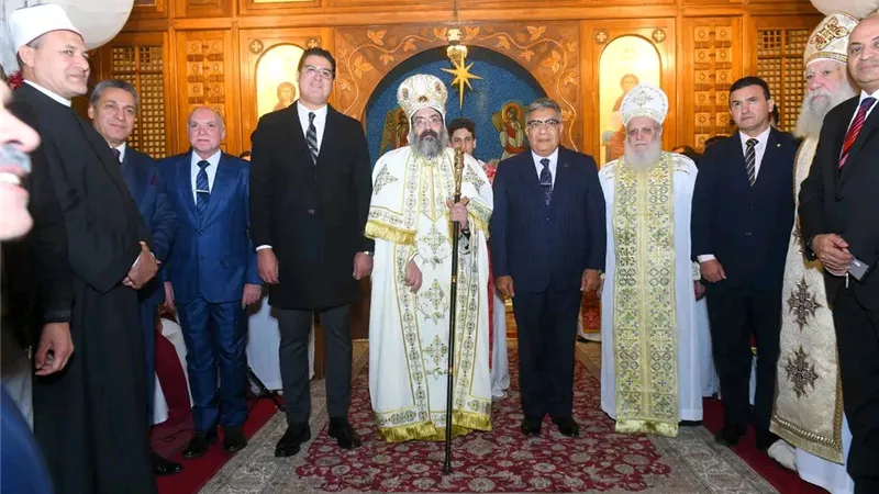 محافظ الدقهلية يشهد قداس عيد الميلاد المجيد بمطرانية السيدة العذراء مريم 