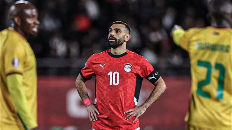 محمد الباز لـ وزير الرياضة: «محمد صلاح مكفرش لما قال الحقيقة»| فيديو