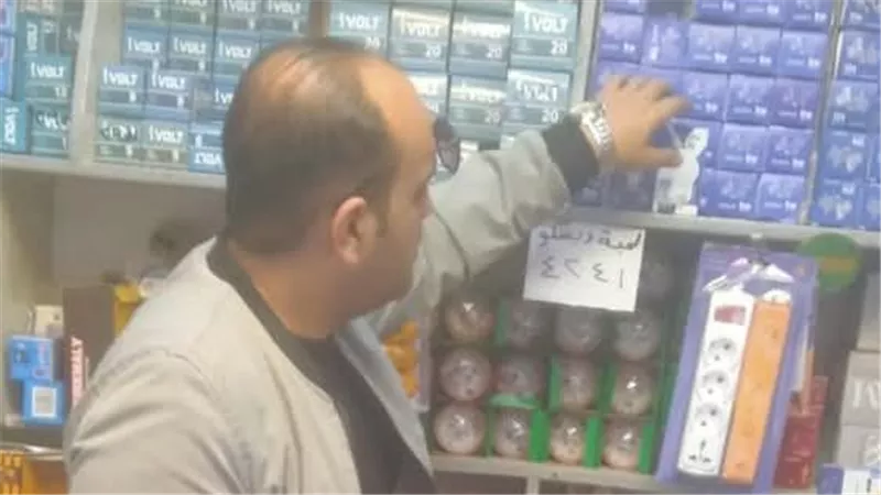 تزامنا مع احتفالات عيد الميلاد.. تكثيف الحملات الرقابية لضبط الأسواق