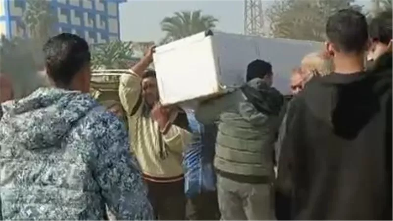 وصول جثمان ناصر صقر مسجد السيدة نفيسة لأداء صلاة الجنازة