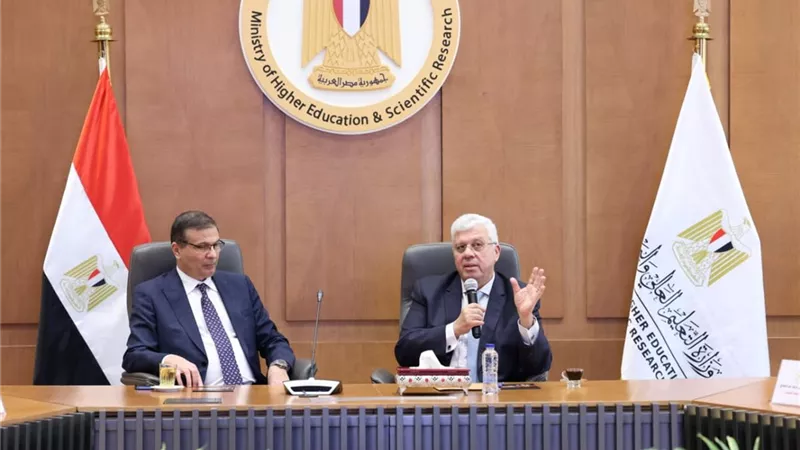 وزيرا التعليم العالي والزراعة يبحثان تفاصيل مشروع إنشاء جامعة الغذاء
