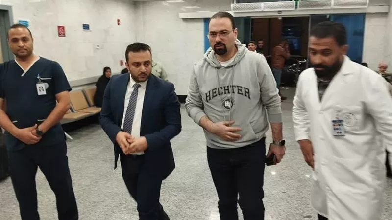 رئيس إقليم الصعيد يتفقد مستشفى الكرنك الدولي ويشيد بجودة الخدمات الطبية