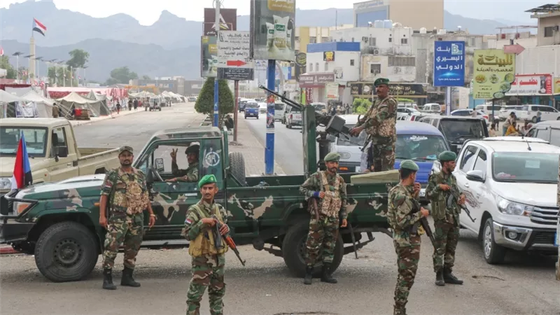 مقتل 20 شخصا في غارات شنها التحالف على مواقع الانتقالي الجنوبي باليمن