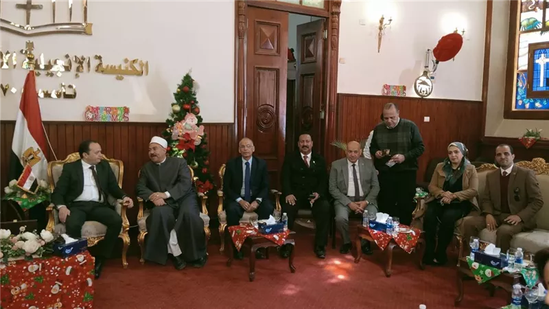  ببيت العائلة بأسيوط يزور الكنائس الأرثوذكسية والكاثوليكية والإنجيلية 