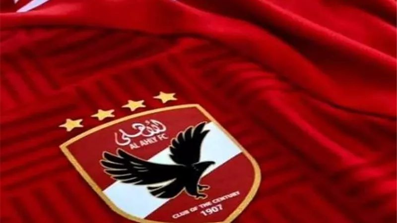 إيقاف مدرب الأهلي بسبب الاعتراض على التحكيم 