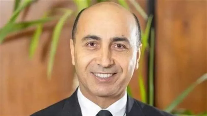 رئيس جامعة دمنهور يهنئ البابا تواضروس الثاني بعيد الميلاد المجيد 