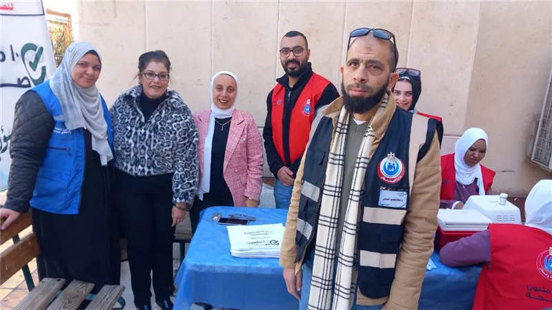 فريق «100 مليون صحة» يشارك في احتفالات عيد الميلاد بكنائس الإسماعيلية 