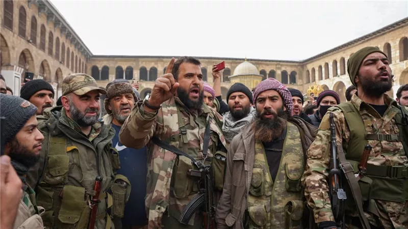 باحث: الجيش السورى يعلن الأحياء الكردية فى مدينة حلب منطقة عسكرية مغلقة