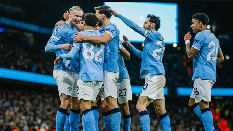 تشكيل مانشستر سيتي لمواجهة برايتون في الدوري الإنجليزي