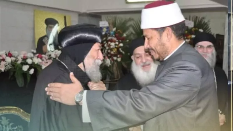 وكيل «أوقاف البحيرة» يقدم التهنئة للإخوة الأقباط بعيد الميلاد المجيد
