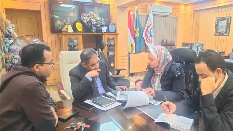 وكيل «صحة أسيوط» يجتمع بإدارة متابعة المديريات لتعزيز الخدمات الطبية 