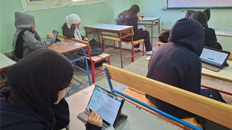 لأولى وثانية ثانوي.. كيفية ضبط التابلت لتجنب الأعطال خلال الامتحان