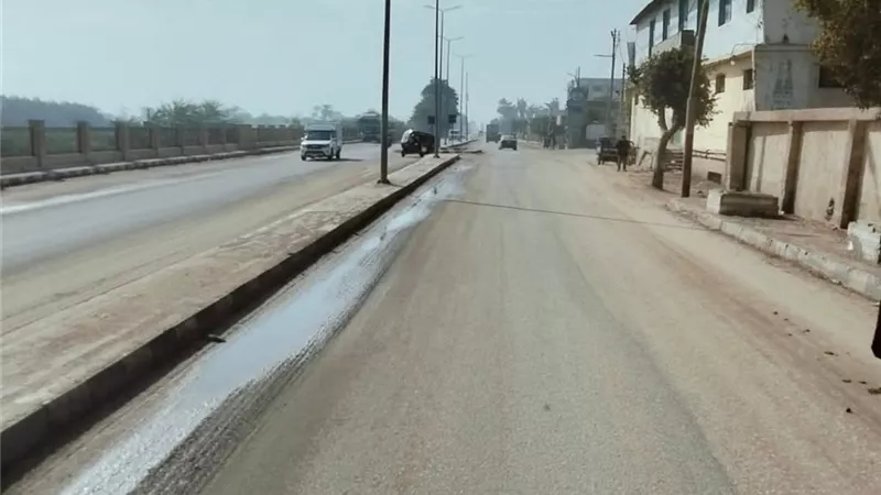 جهود تنفيذية مكثفة ترفع 83 طن مخلفات بمركز ناصر ببني سويف