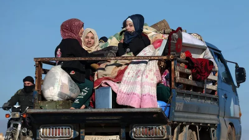 «حلب تحت النار».. نزوح 20 ألف عائلة سورية من الممرات الآمنة|فيديو