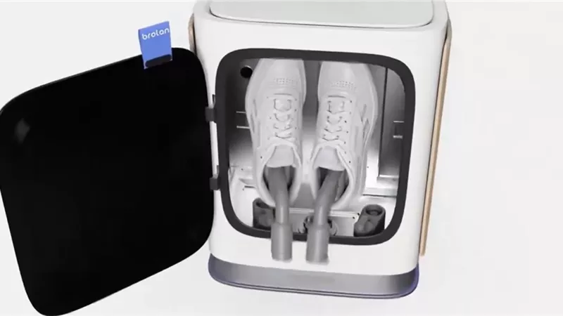 وداعًا للتنظيف اليدوي.. روبوت Brolan الذكي يعتني بحذائك| فيديو