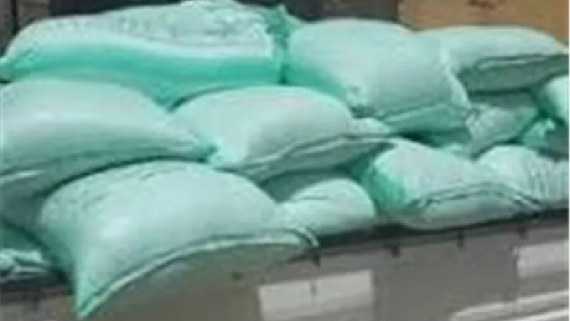 ضبط خمور ودقيق مدعم قبل بيعه بالسوق السوداء بمركز مغاغة في المنيا