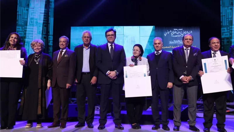 يُكرم 20 مبدعًا الحاصلين على جوائز الدولة التفوق والتقديرية والنيل 2025