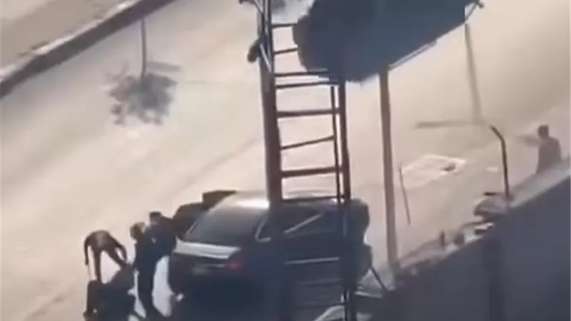 «سلخانة الوراق».. مجموعة من الأشخاص 