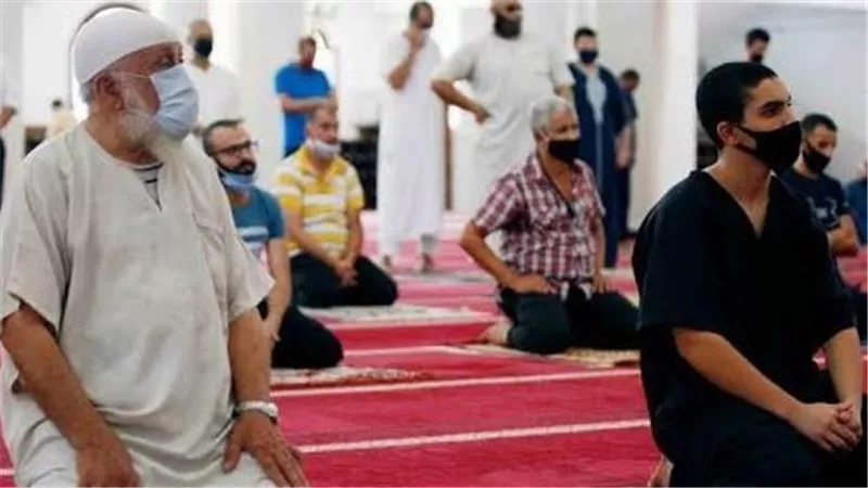 ما حكم صلاة تحية المسجد أثناء خطبة الجمعة؟.. دار الإفتاء توضح