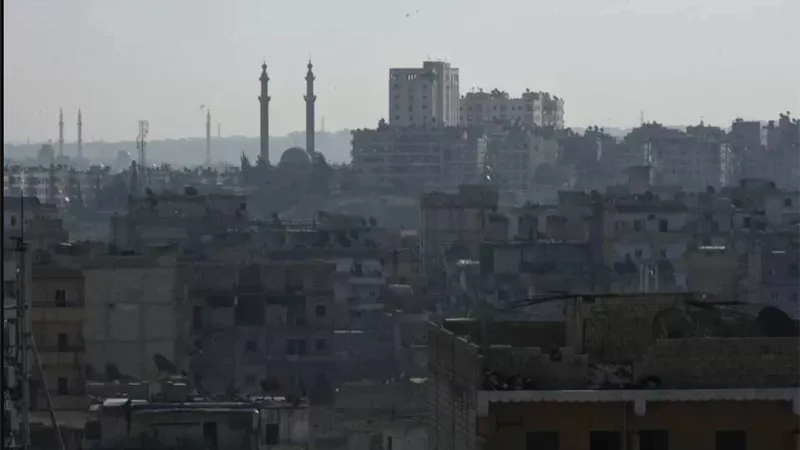 أهالي شمال وشرق سوريا يدينون هجمات الحكومة المؤقتة على أحياء حلب