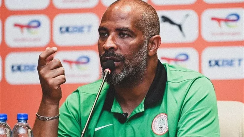 مدرب نيجيريا يتحدث عن مواجهة الجزائر: 