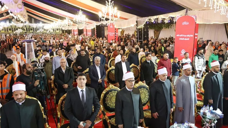 وزير الأوقاف يشهد تكريم حفظة القرآن وتوزيع 40 رحلة حج وعمرة