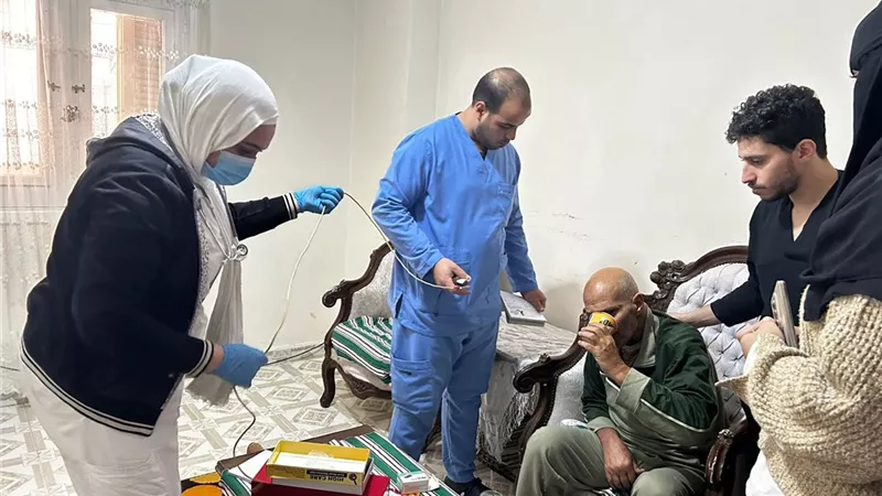 التضامن تنظم قافلة لرعاية كبار السن المنتقلين من دور غير مرخصة بالإسكندرية