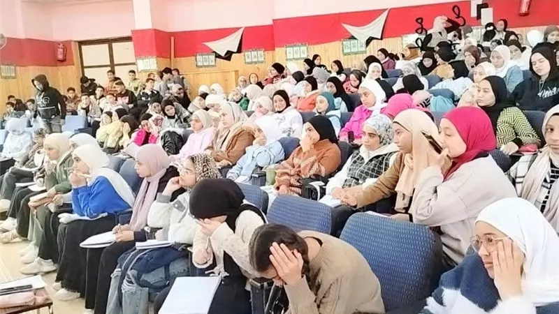تعليم الوادي الجديد ينظم محاضرات لدعم طلاب الشهادة الإعدادية