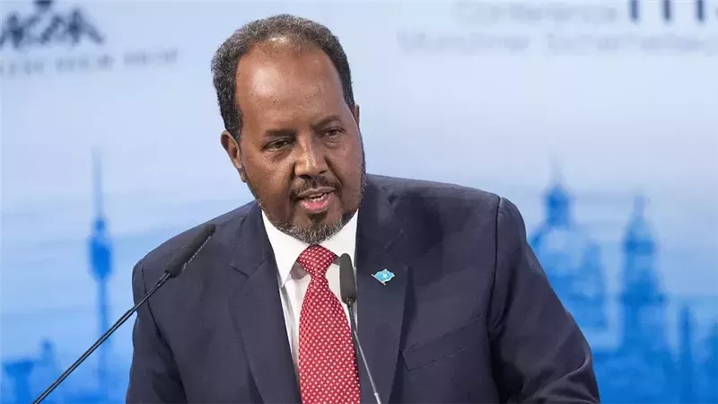 الرئيس الصومالى: التهديد الإرهابى تراجع بعد تعزيز قدرات الجيش