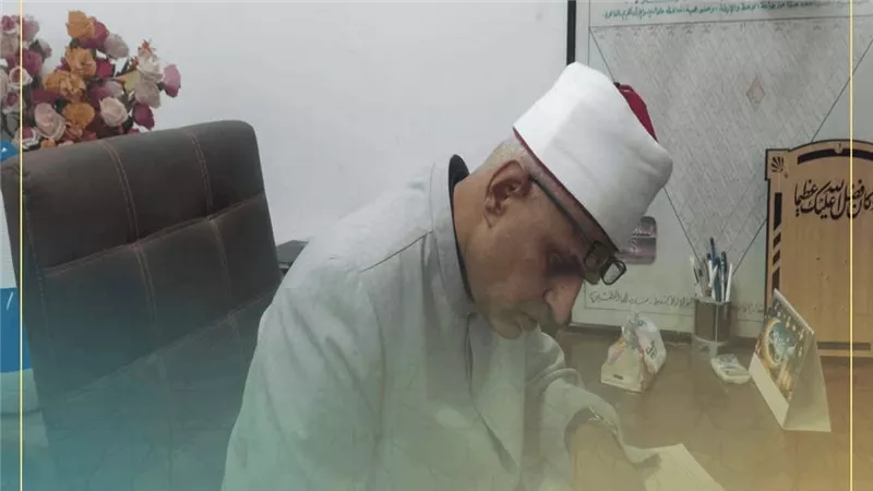 وكيل أوقاف الإسكندرية يتفقد مساجد وسط المدينة 