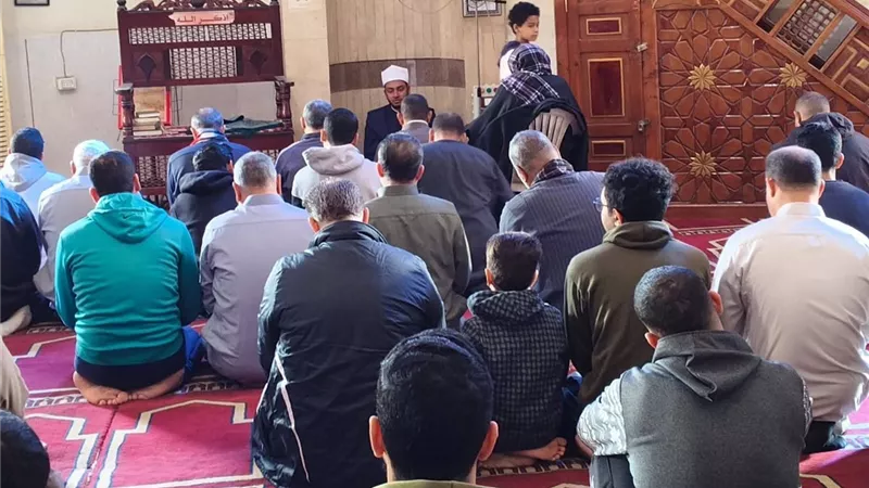 أوقاف أسيوط تعقد مقرأة الجمهور في مشهد إيماني بديع
